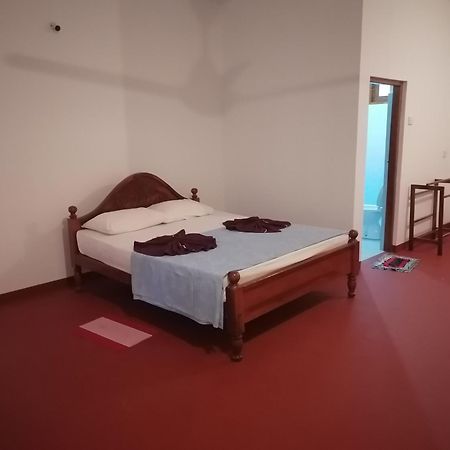 Mango Terrace Hotel Tissamaharama Kültér fotó
